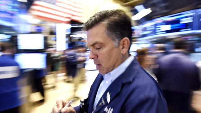 Wall Street interrumpió operaciones por error técnico