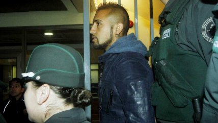   Arturo Vidal: Mis disculpas son a todos los Carabineros de Chile 