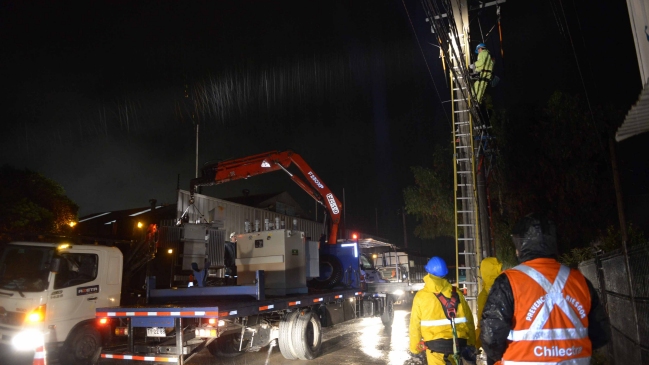 El plan de contingencia de Chilectra ante las lluvias del fin de semana