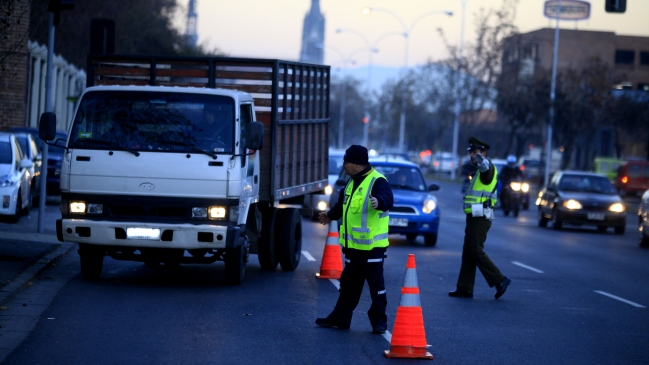 Gobierno presentará proyecto para establecer restricción permanente para catalíticos