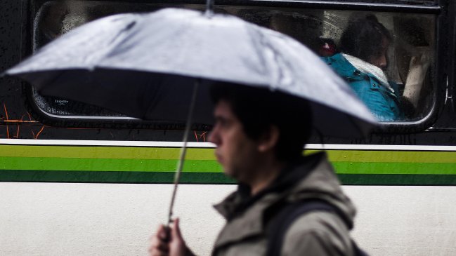 Experto: Las lluvias no ayudarán a limpiar el aire en el Maule