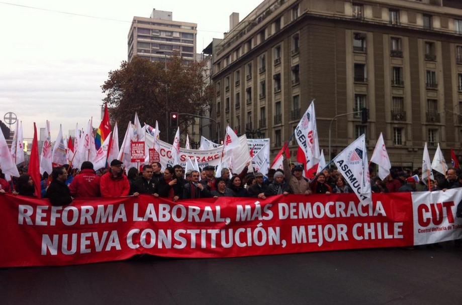 CUT compromete colaboración con reformas pero aclara que no seguirán esperando