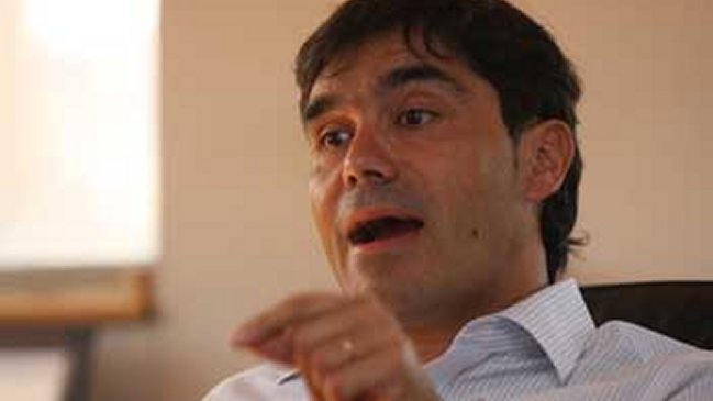 Presidente de Everton: Nadie quiere hacerse cargo del problema de las barras