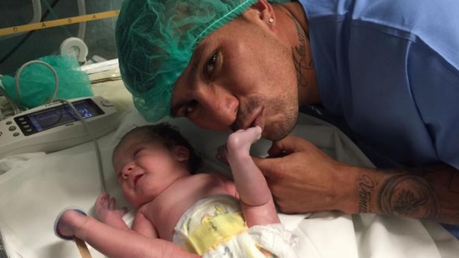 Gary Medel anunció el nacimiento de su hija Alessandra
