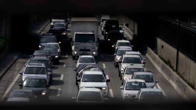 Gobierno evalúa cobrar por usar calles más congestionadas