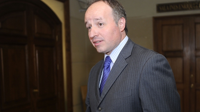 Ocho candidatos buscan el cupo que dejó Insunza en la Cámara de Diputados