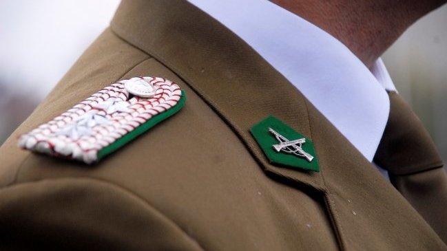 Dos carabineros fueron dados de baja por no atender llamado tras robo