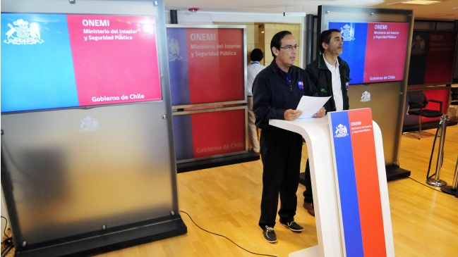 Carabineros investiga robo de dos televisores desde oficinas de la Onemi en Santiago