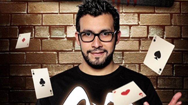 Edo Caroe regresa al Teatro Nescafé de las Artes con exitoso espectáculo