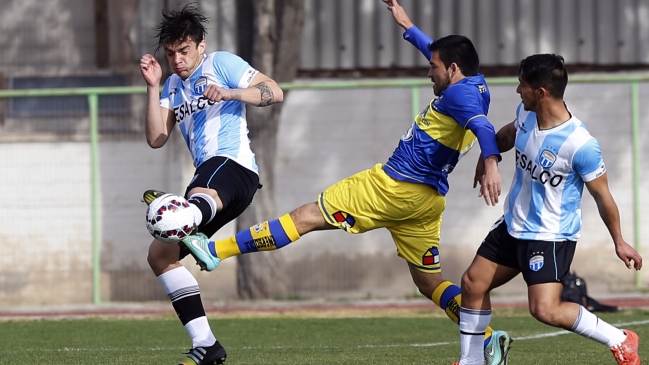 Magallanes dio vuelta el marcador y derrotó a Everton por la Primera B