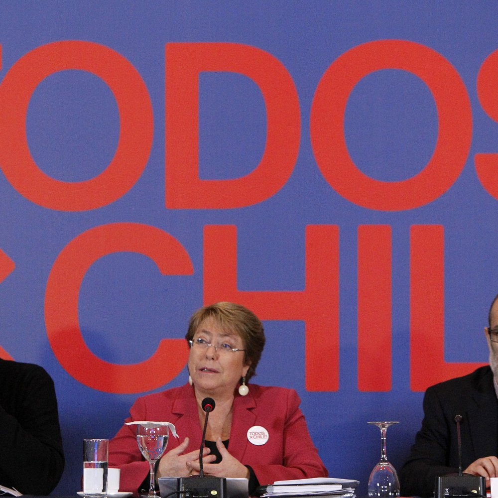 Ex jefe de comunicaciones de Bachelet: El 