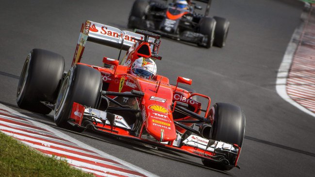 Vettel aprovechó la mala jornada de Mercedes y se impuso en el Gran Premio de Hungría