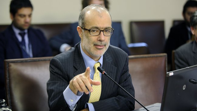 Parlamentarios UDI se reunirán este lunes con ministro de Hacienda