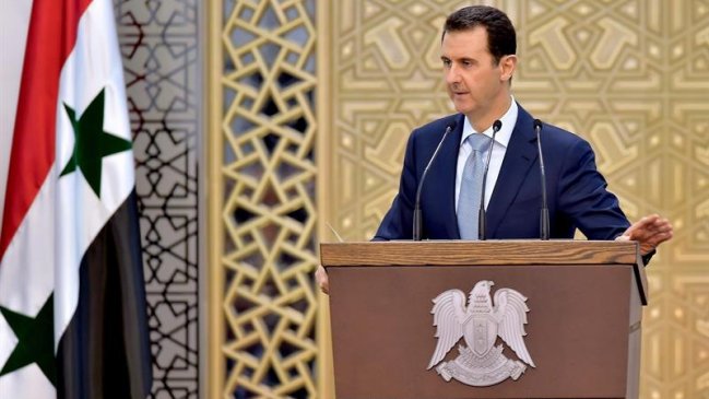 Siria: Bashar al Asad reconoce que el ejército tiene problemas para defender todo el país