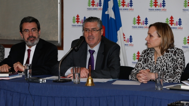 Aborto: DC deja en libertad de acción a sus parlamentarios para votar