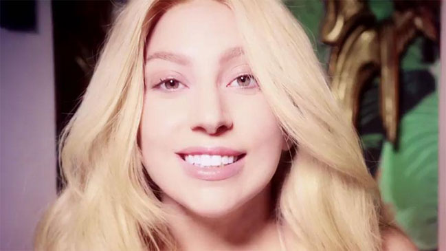 Firma de cosméticos busca redifinir el concepto de belleza con Lady Gaga