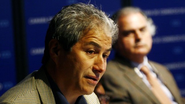 Profesores disidentes: Jaime Gajardo no está sintonizado con las bases