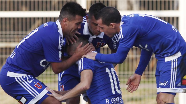 La U sufrió para batir a Curicó en la Copa Chile