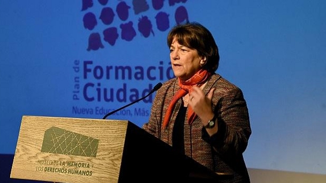 Mineduc lanzó Plan de Formación Ciudadana y convenio para capacitar a 1.500 docentes