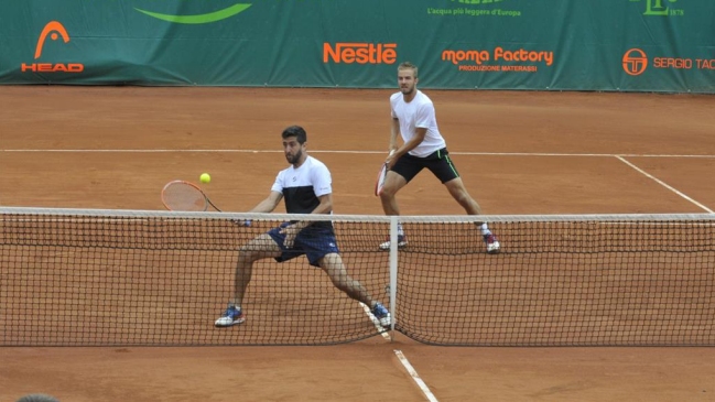 Hans Podlipnik logró este lunes su mejor ránking histórico en singles y dobles