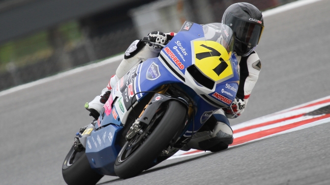 Maxi Scheib consolida su carrera internacional y fija su objetivo en el Superbike Mundial 2016