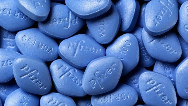 Escándalo por bebidas alcohólicas con Viagra en China