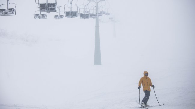 Joven falleció tras avalancha en centro de ski en Chillán