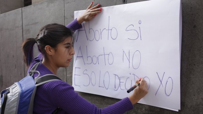 Aborto terapéutico: Piden no convertir iniciativa en una 