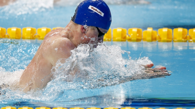 Récord mundial de 50 metros pecho fue batido por segunda vez este martes