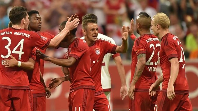 Arturo Vidal destacó en macizo triunfo de FC Bayern Munich sobre AC Milan en la Copa Audi