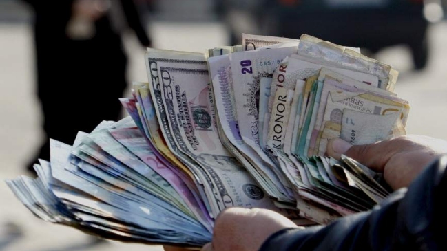 Los billetes de más alta denominación del mundo con mayor y menor poder adquisitivo