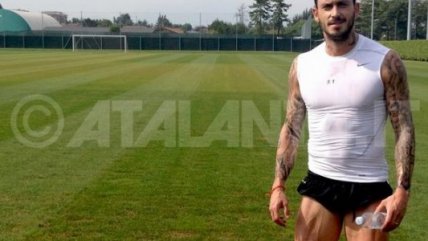 Pinilla regresó a los entrenamientos de Atalanta en medio de rumores de partida