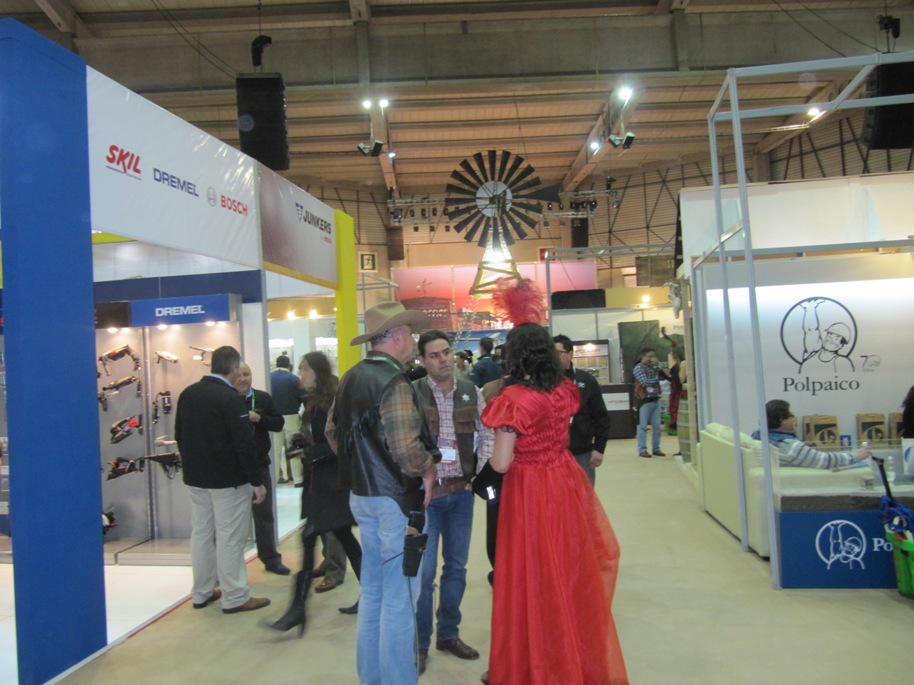 Encuentro ferretero cerró con negocios por 30 millones de dólares