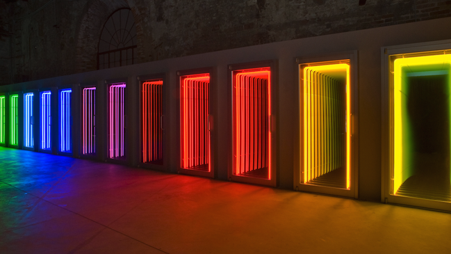 Retrospectiva de Iván Navarro llega al Centro de las Artes 660