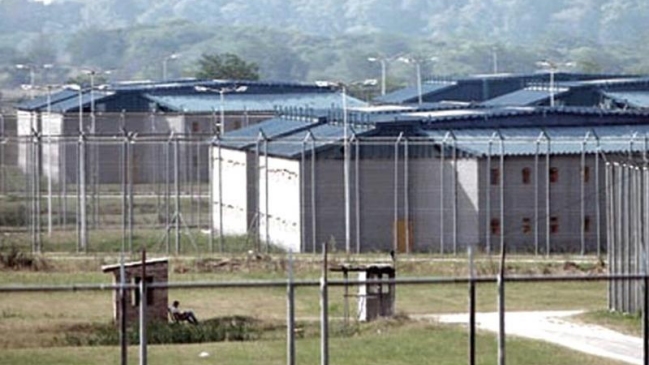 Chilena detenida en Argentina por portar granada fue interrogada por un juez