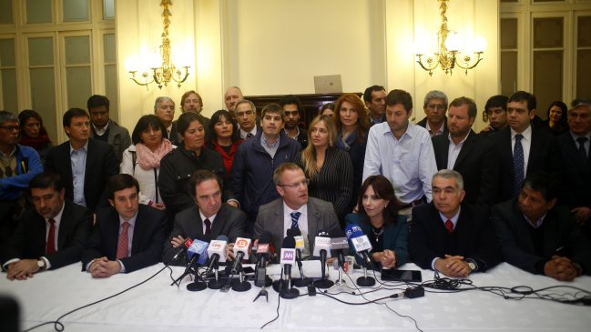 Oposición condenó violaciones a los DDHH 