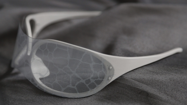 Inventan lentes que impiden el reconocimiento facial en fotos