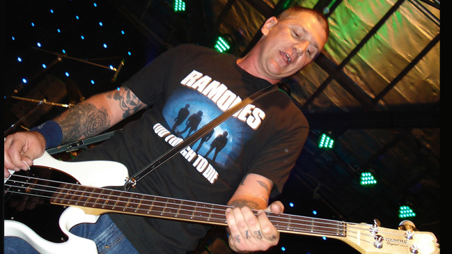 Ex bajista de los Ramones actuará en Cuba por primera vez