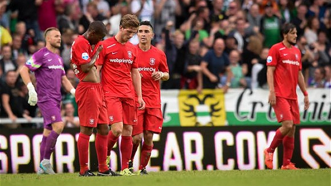 Twente selló un empate en arranque de la liga holandesa con Felipe Gutiérrez en cancha