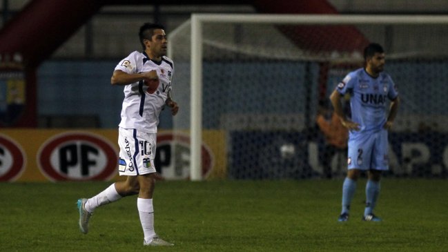 O'Higgins aplastó a Deportes Iquique en el inicio de la tercera fecha del Apertura