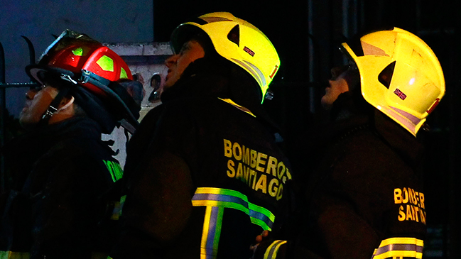 Emanación de humo se registra en el Hospital Clínico de la UC