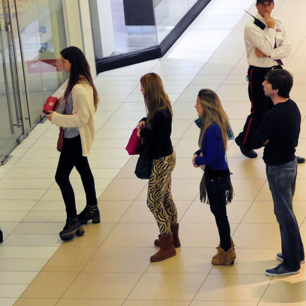 Proyecto busca aumentar requisitos a estudiantes para acceder a créditos comerciales