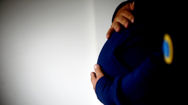 Niña boliviana de 11 años violada por su padrastro dio a luz a gemelos