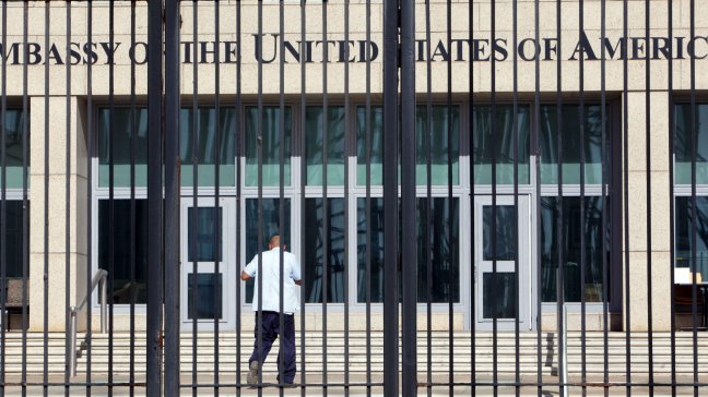 Estados Unidos trabaja con Cuba para reabrir vuelos comerciales en 2015