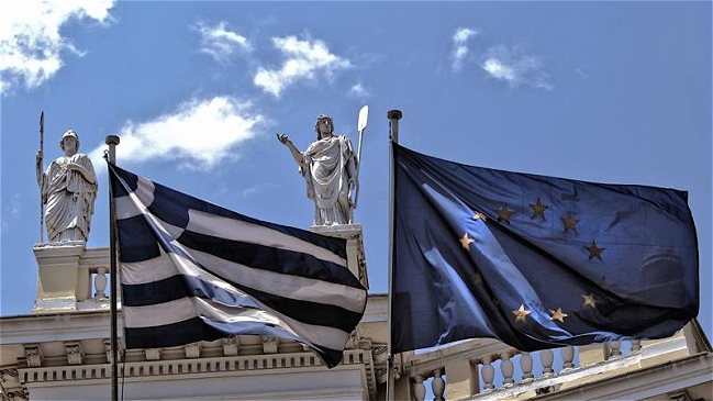 Eurozona autorizó primer tramo de 26 mil millones de euros del rescate a Grecia