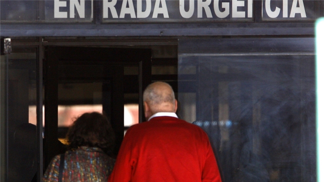 Investigan si le inyectaron leche a niño que murió en el Hospital de Curicó