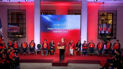   Bachelet recibió en La Moneda a delegación chilena en los Juegos Parapanamericanos 