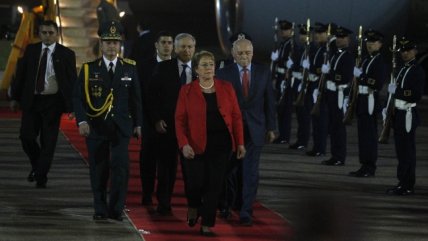  Bachelet inicia visita oficial a Paraguay  