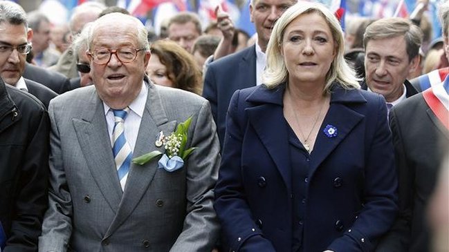 Francia: Jean-Marie Le Pen atribuye a su hija Marine su 