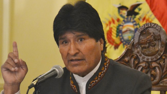 Evo Morales negó haber ordenado que le ataran los cordones de los zapatos